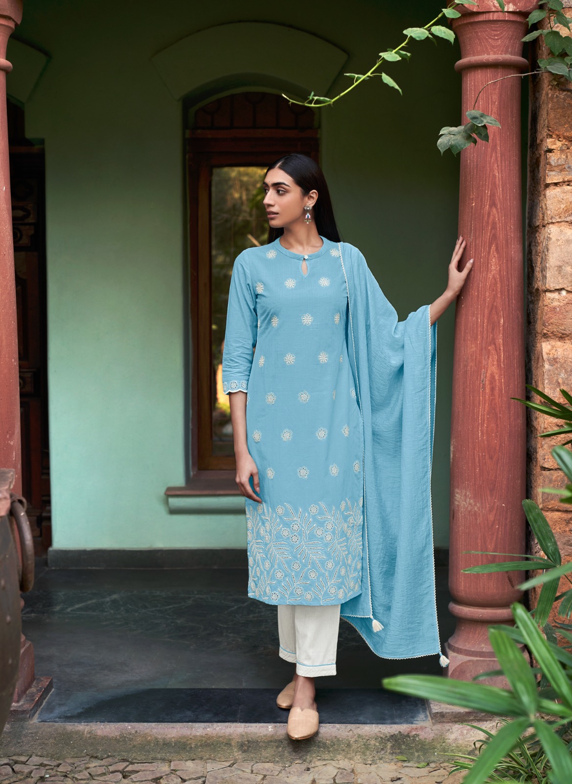 Four Buttons Inara collection 3